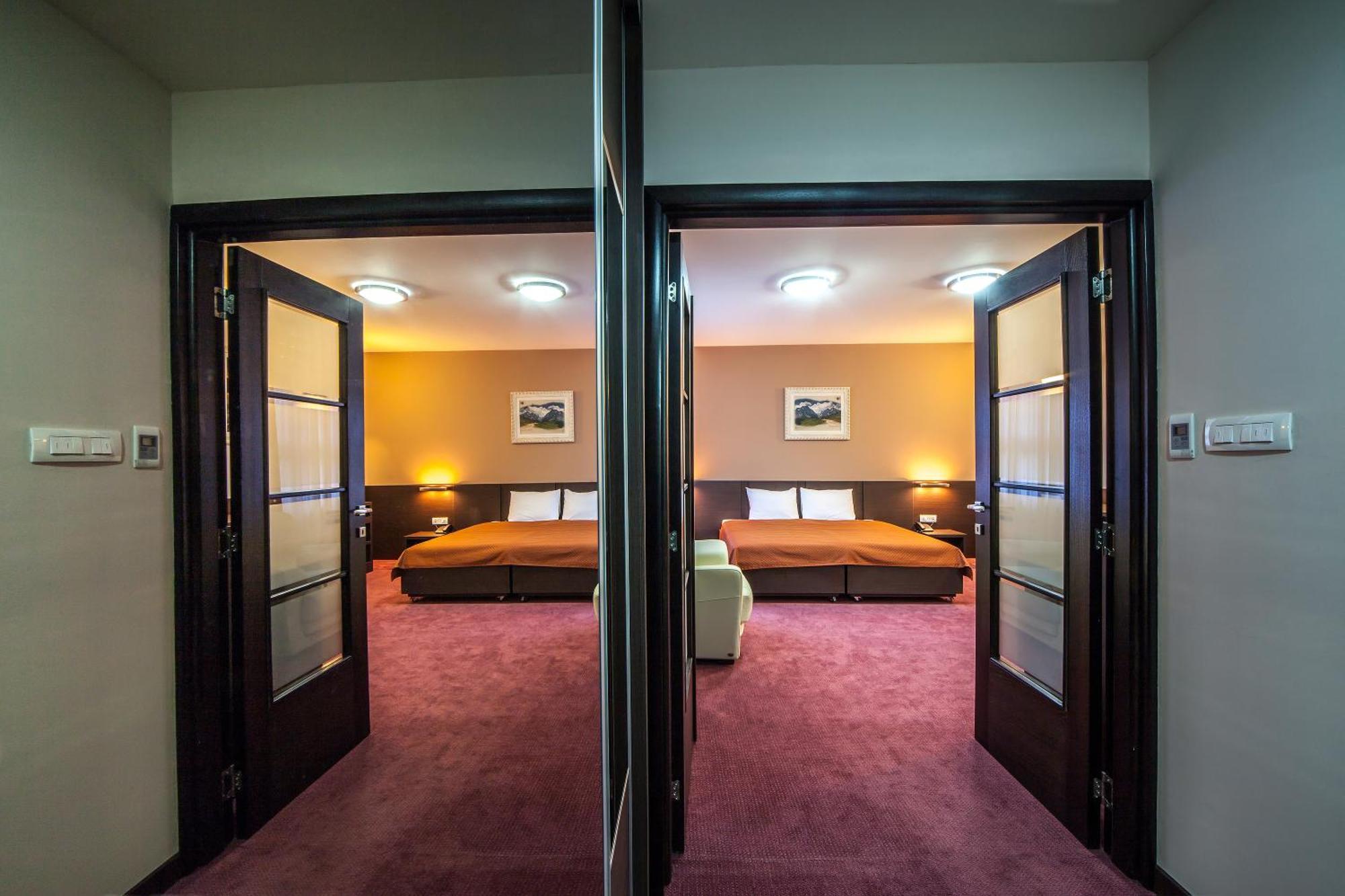 Hotel Terminus بودغوريتْسا الغرفة الصورة