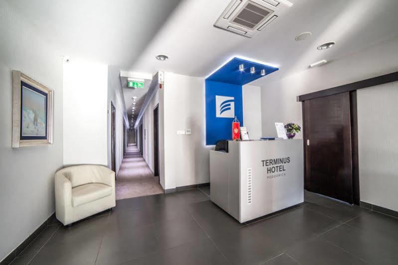 Hotel Terminus بودغوريتْسا المظهر الخارجي الصورة